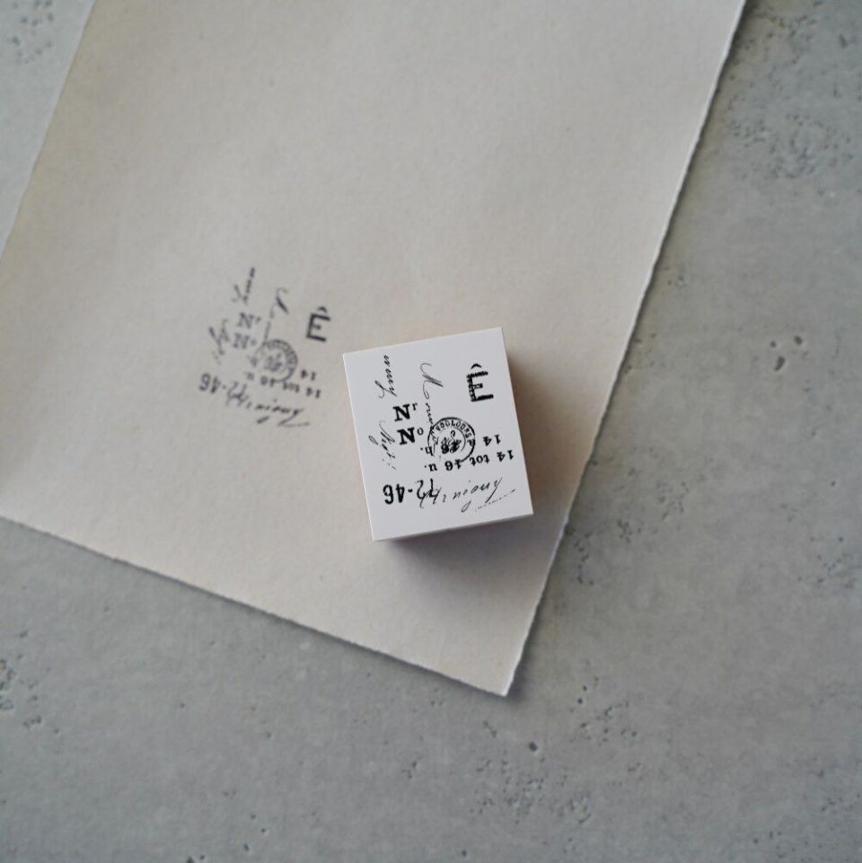 hiyoko@ コラージュ素材まとめ売り◆クリアスタンプ・ノート 作業動画】端紙でスタンプコラージュ→ペーパークリップに変身